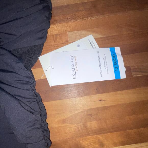 Coco Reef Contours Sterling Bra-Sized One-Piece Swimsuit black US 12/36C/D - Picture 9 of 10